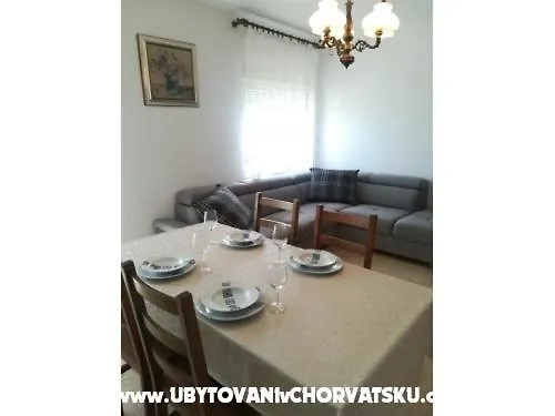 Апартаменты By The Sea Bozo Benic *